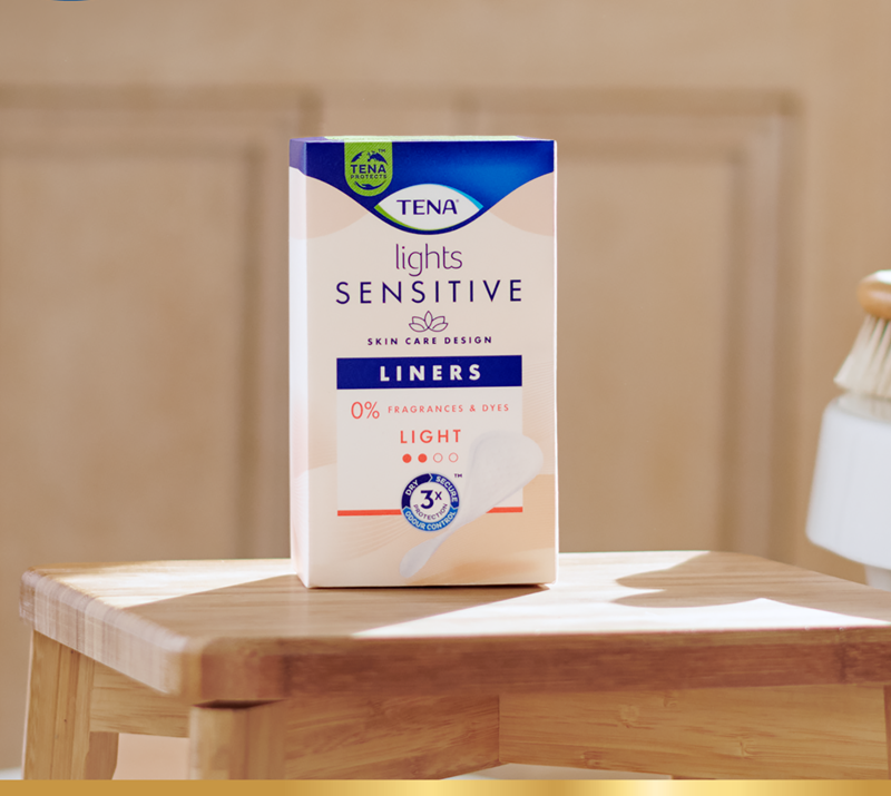 Image produit des protections TENA Lights Sensitive Discret et TENA Lights Sensitive Normal pour les peaux sensibles  Image produit des protections TENA Lights Sensitive Discret et TENA Lights Sensitive Normal pour les peaux sensibles